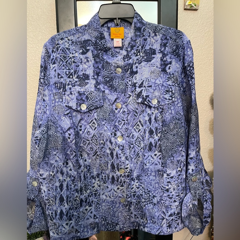 Beautiful blue long sleeve blouse jacket